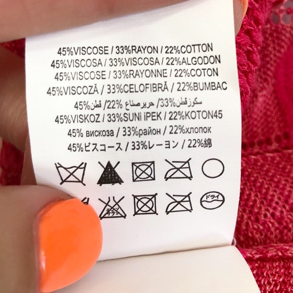 NWT Bebe Drape Front Wave Stitch Halter Top ❤️ - Picture 8 of 8